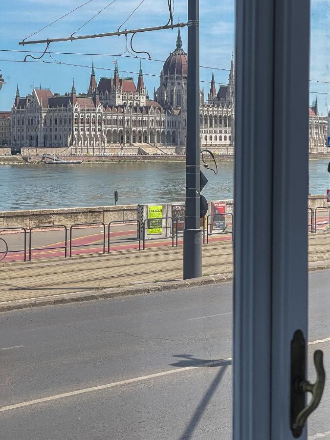 Luxury Riverside Panorama Apartment Budapest Eksteriør billede